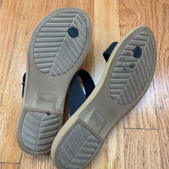 CROCS Black and Tan Women's Sandals - Picture 4 of 6